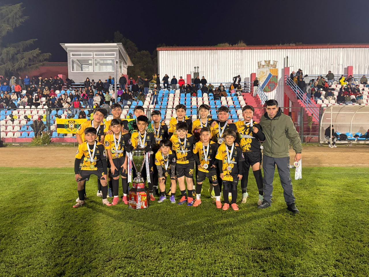 Semillero de campeones: Manantiales se queda con el título Infantil