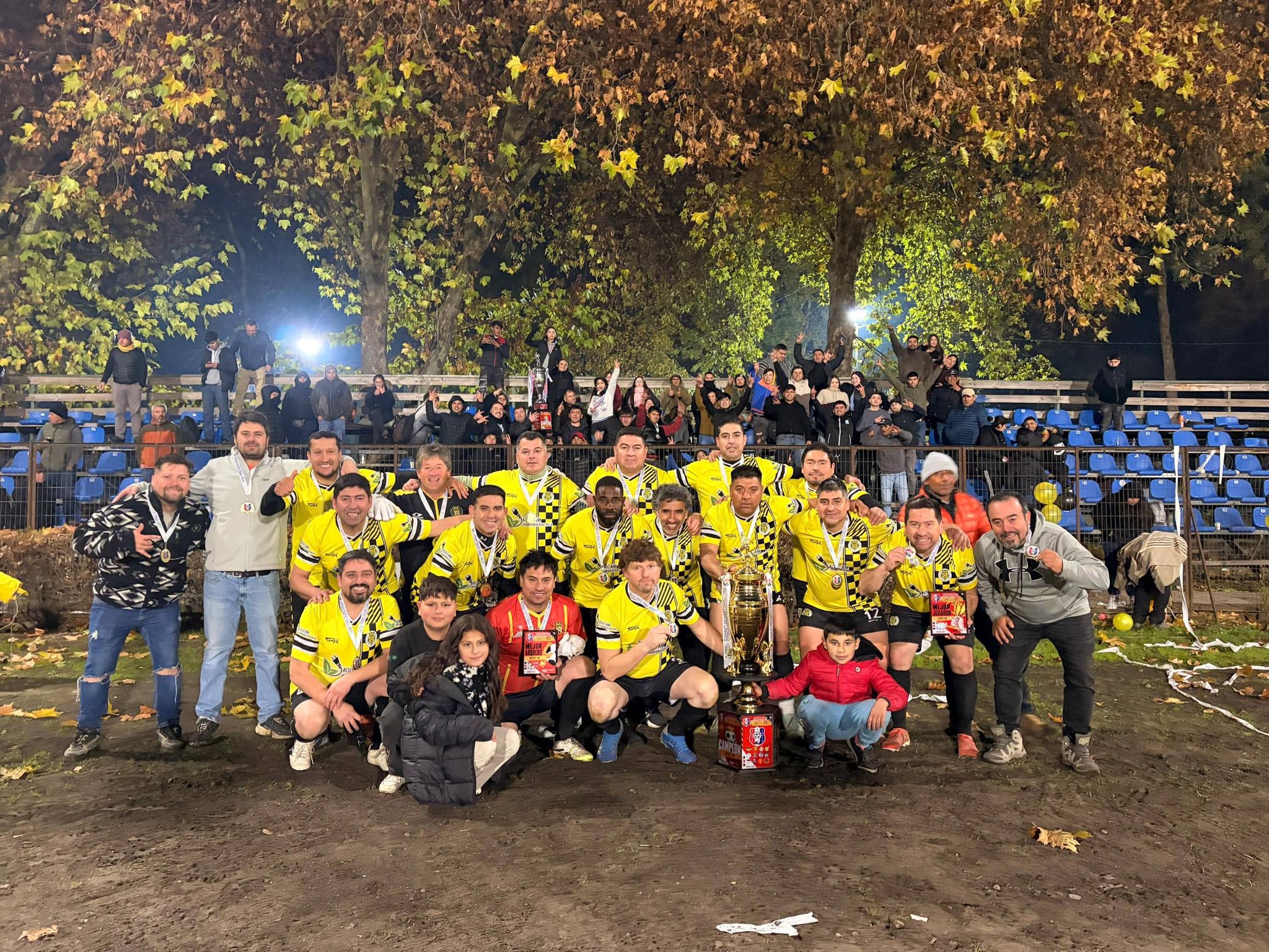 ¡Lluvia de goles y campeonato para Manantiales en la Serie 40!